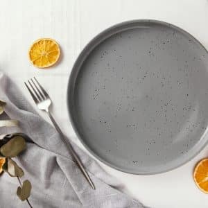 assiette design pour repas de tout les jours